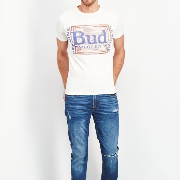 Junk Food Men's Budweiser Men Crew Neck Short Sleeve Printed T-Shirt, Psyche New - Picture 6 of 15